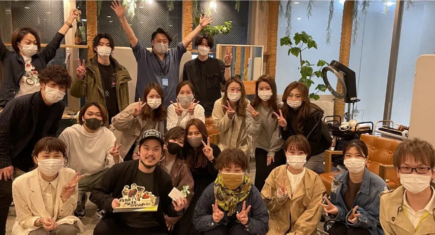 髪質改善専門店Lily（リリー）美容師集合写真